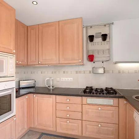 Apartamento Casa Tamara 1 *